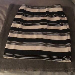 Women’s Black & White Skirt